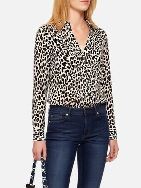 Express Portofino Black and White Leopard Print Button-Up Blouse Size XS TP